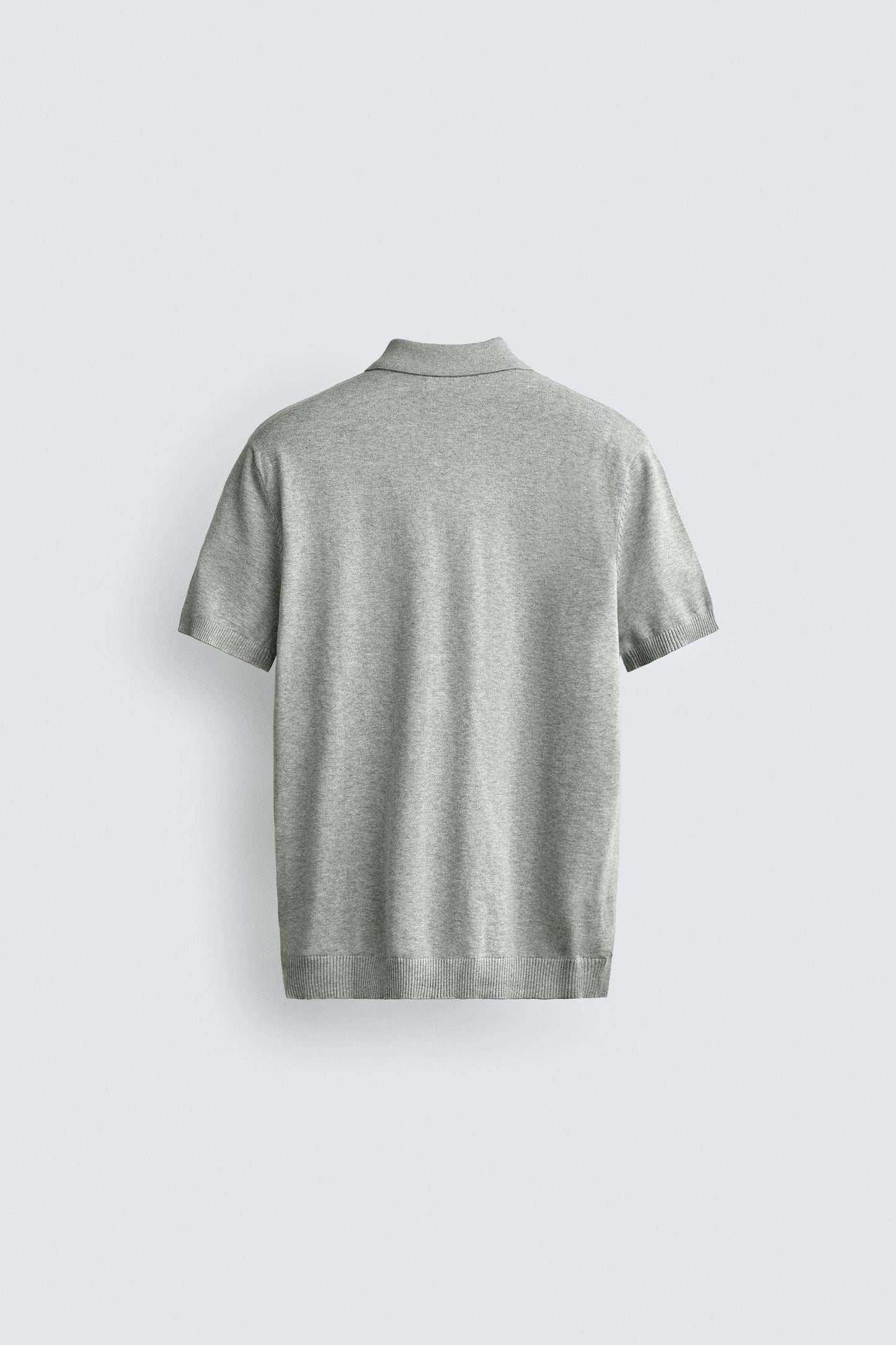 POLO EM MALHA REGULAR FIT ESTRUTURADO