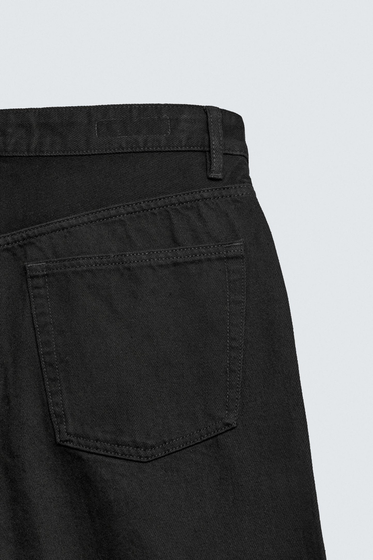 JEANS LOOSE FIT