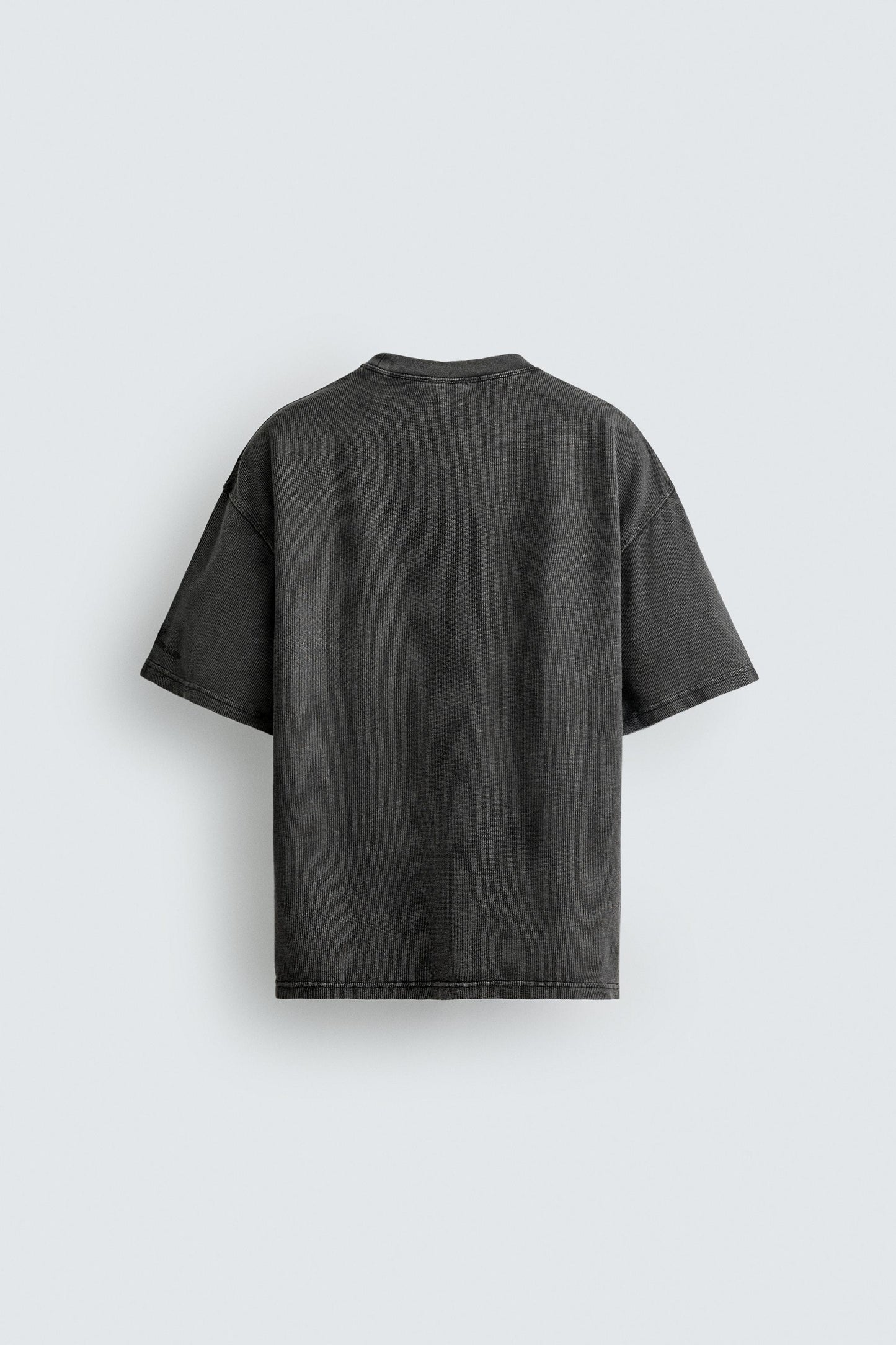 T-SHIRT LAVADA EFEITO DE WAFFLE