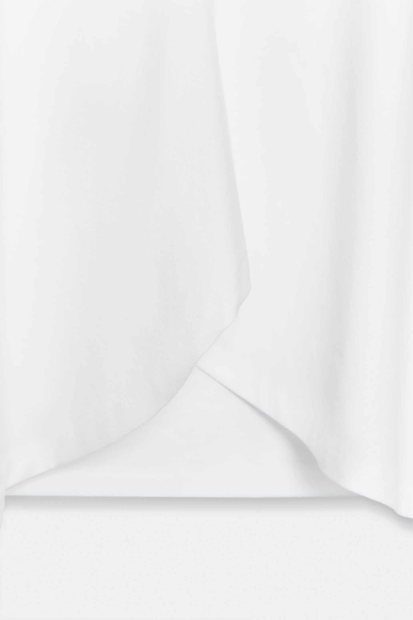 TOP COM FOLHOS SUPIMA® - Branco