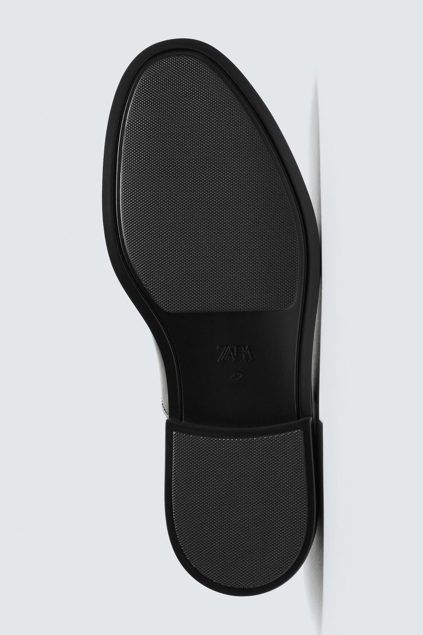 SAPATO ELEGANTE EFEITO DE VERNIZ