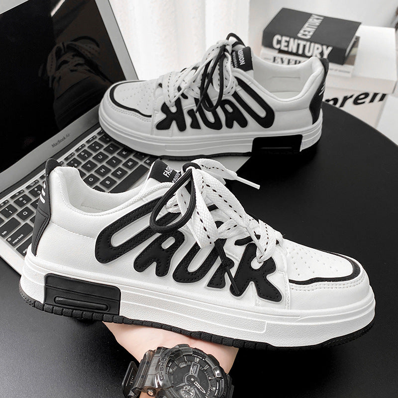 Sapatos de primavera para homem, novos sapatos casuais flexíveis e modernos ao estilo Hong Kong, sapatos juvenis, sapatos desportivos brancos e modernos