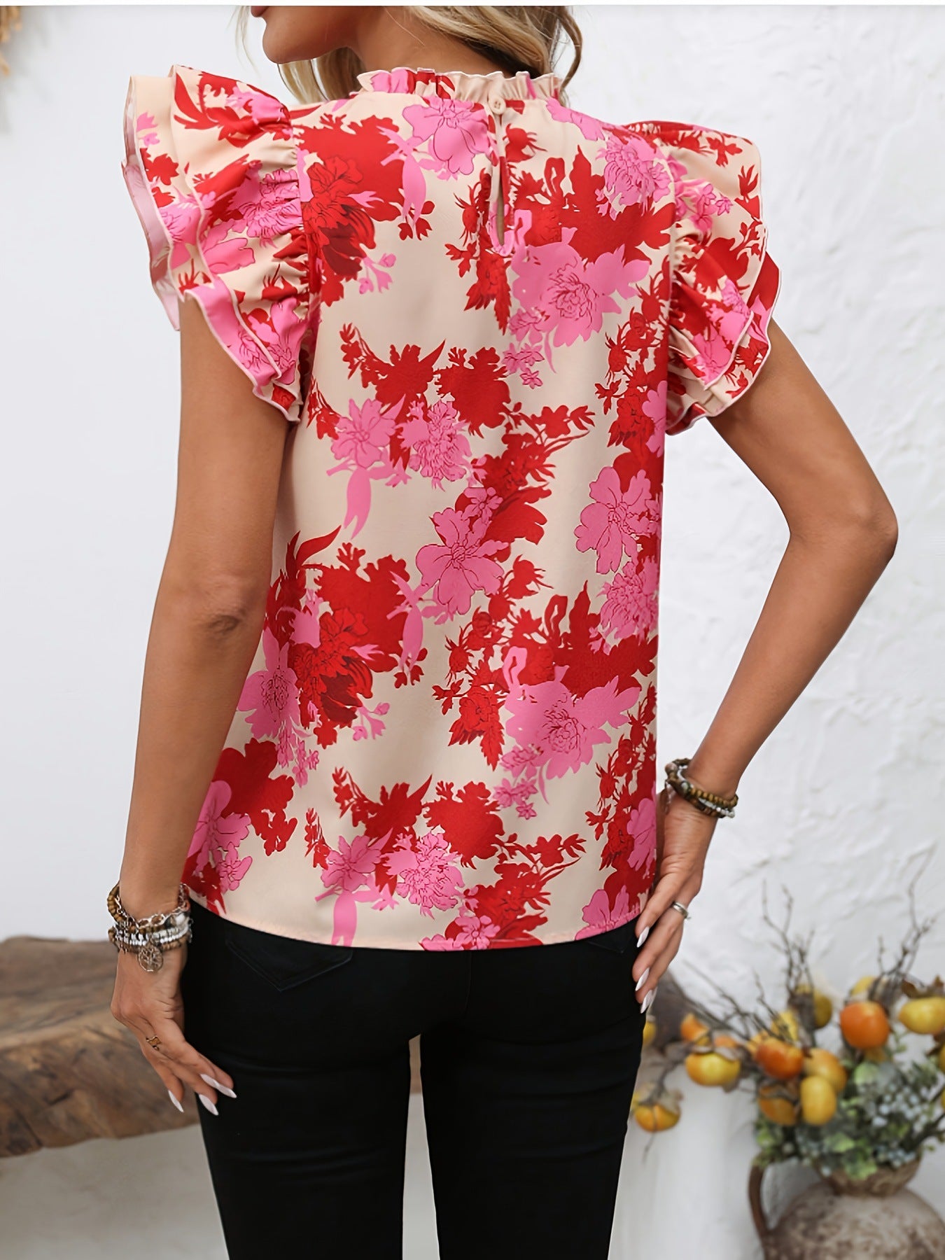 Comércio estrangeiro transfronteiriço 2025 camisa feminina de manga borboleta, nova blusa floral, estilo tropical floral casual