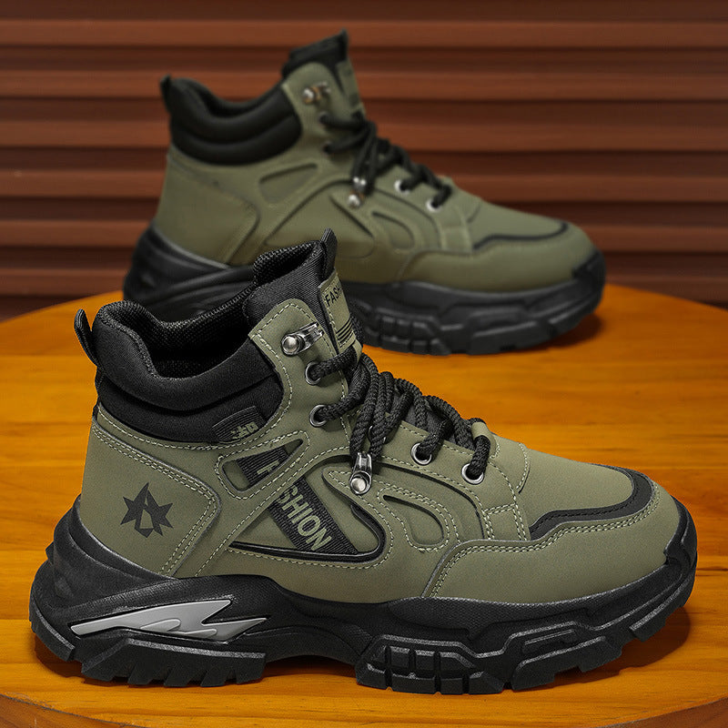 Sapatos masculinos de cano alto, botas Martin antiderrapantes em couro de outono e plataforma, botas de alpinismo ao ar livre no outono, botas de trabalho desportivo e de lazer