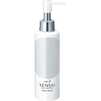 Silky Purifying Milky Soap Step 2