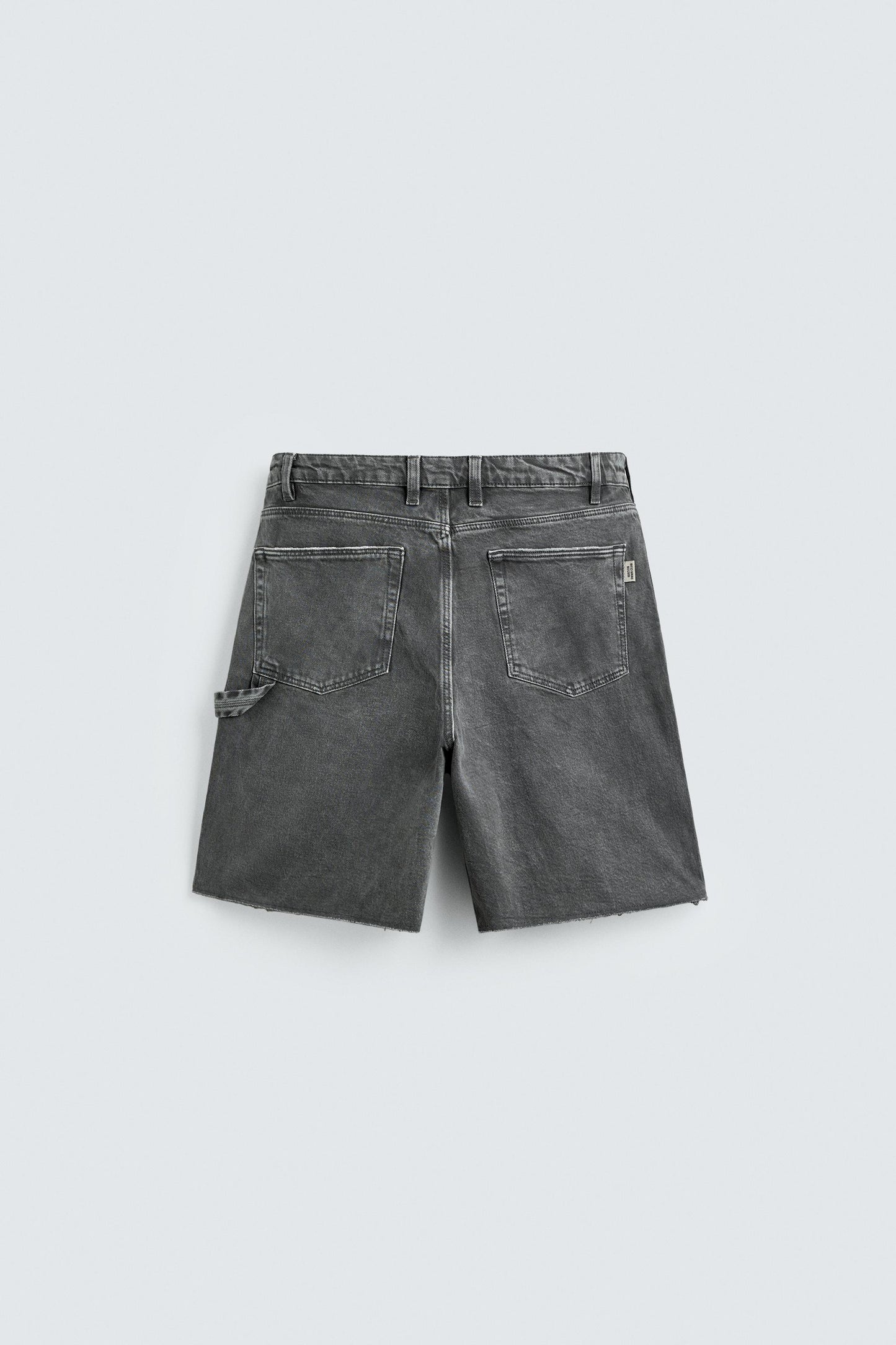 CALÇÕES BERMUDA RELAXED FIT BOLSO DE CARPINTEIRO