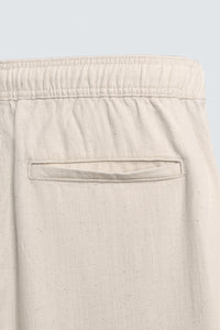 CALÇAS RELAXED FIT COM ESTRUTURA