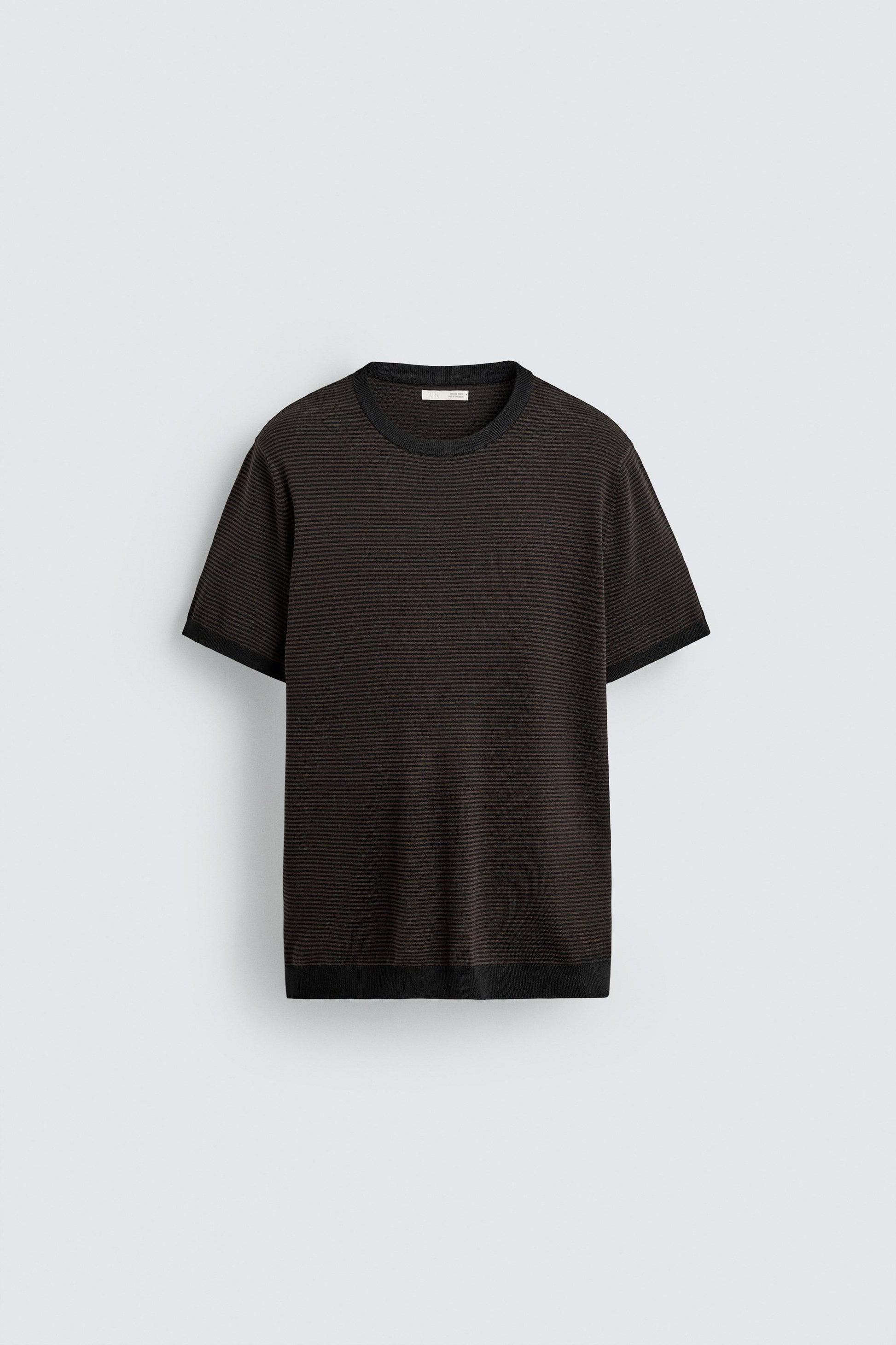 T-SHIRT DE MALHA REGULAR FIT BÁSICA