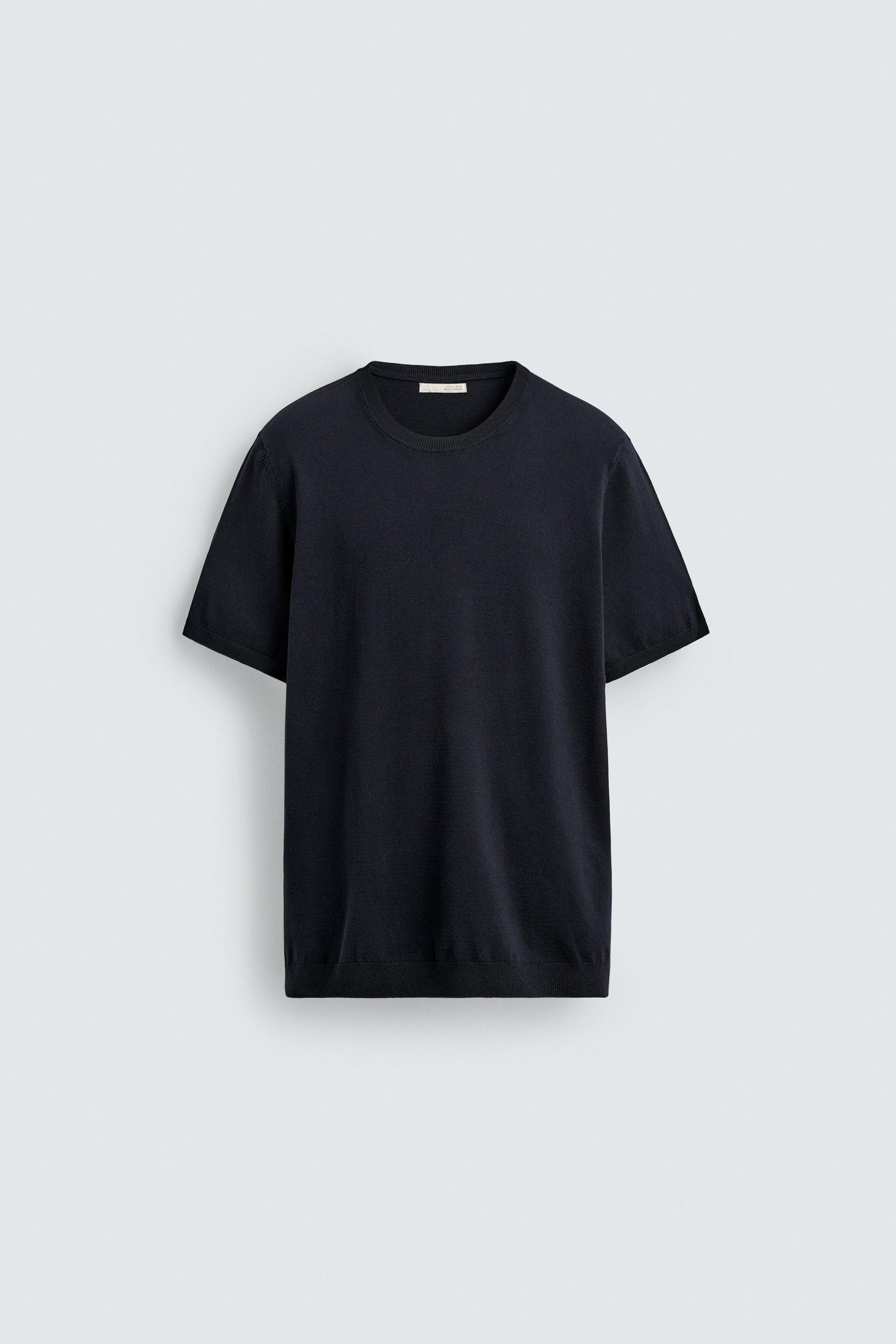 T-SHIRT DE MALHA REGULAR FIT BÁSICA