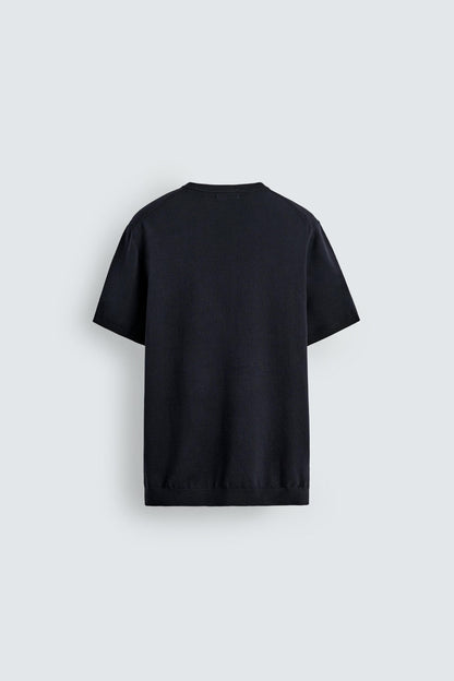 T-SHIRT DE MALHA REGULAR FIT BÁSICA