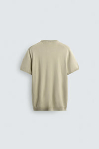 T-SHIRT DE MALHA REGULAR FIT BÁSICA