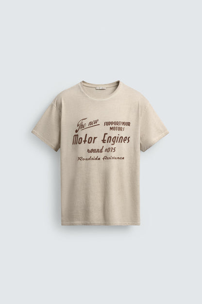 T-SHIRT ESTAMPADA COM MENSAGEM E EFEITO VINTAGE