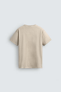 T-SHIRT ESTAMPADA COM MENSAGEM E EFEITO VINTAGE