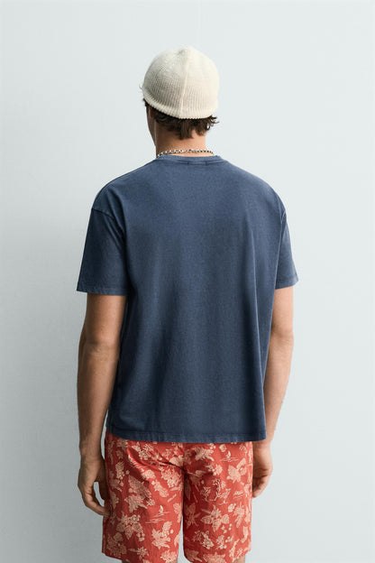 T-SHIRT MENSAGEM EFEITO LAVADO