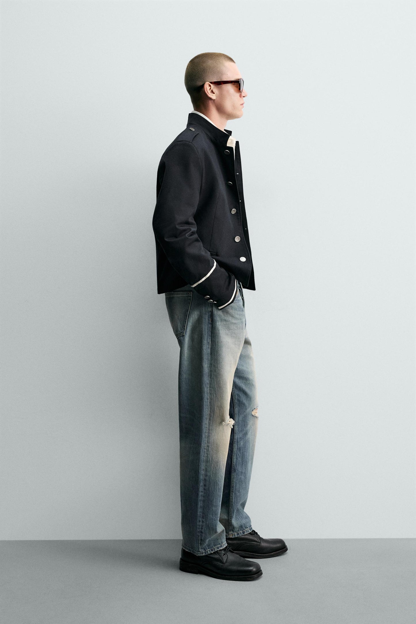 CASACO CROPPED FIT COM CONTRASTES