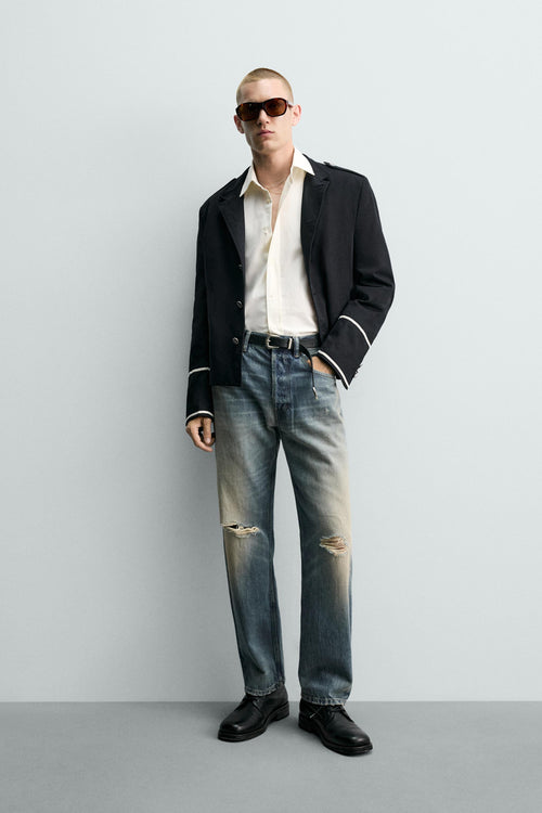 CASACO CROPPED FIT COM CONTRASTES