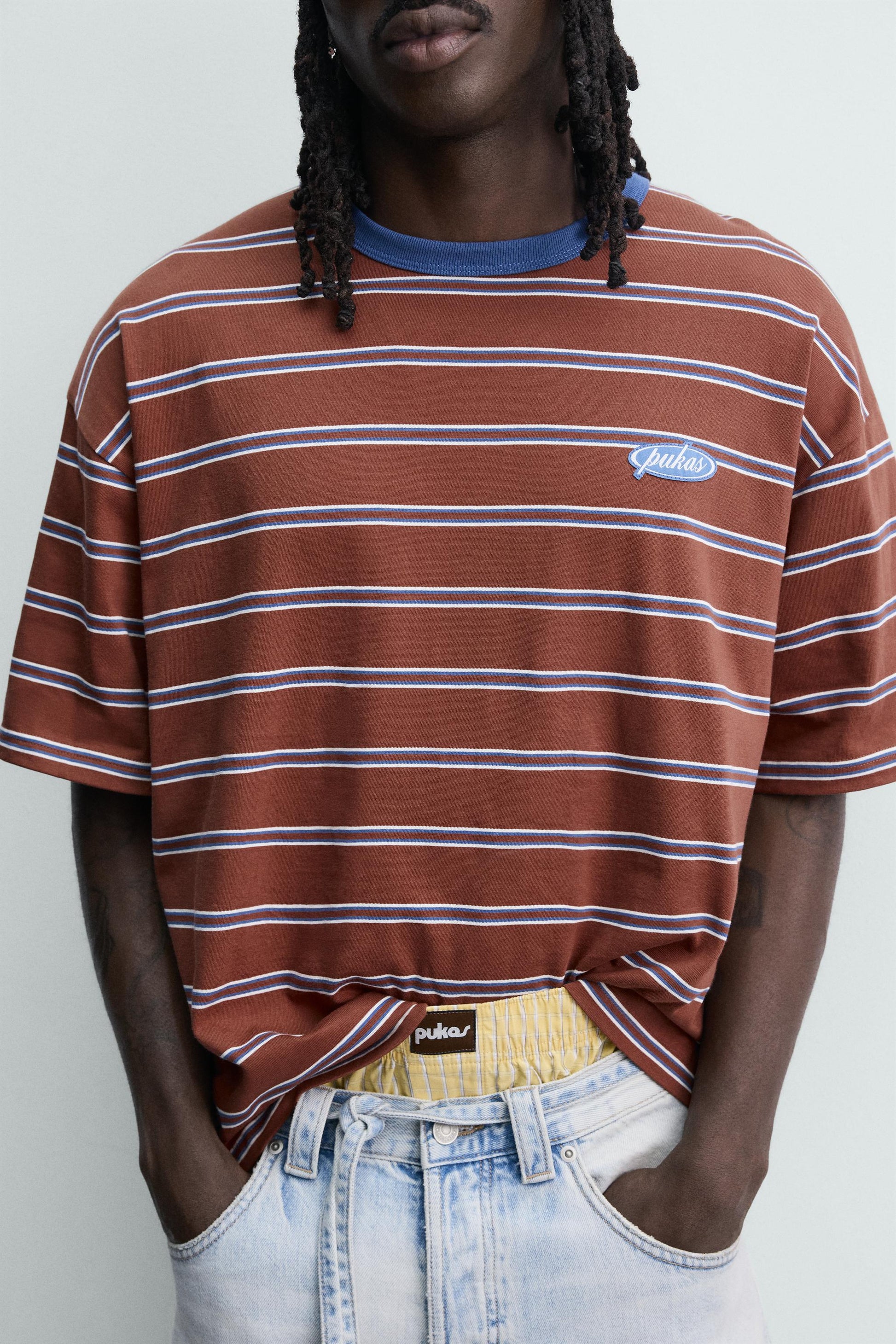 T-SHIRT JACQUARD RISCAS PUKAS SURF X ZARA