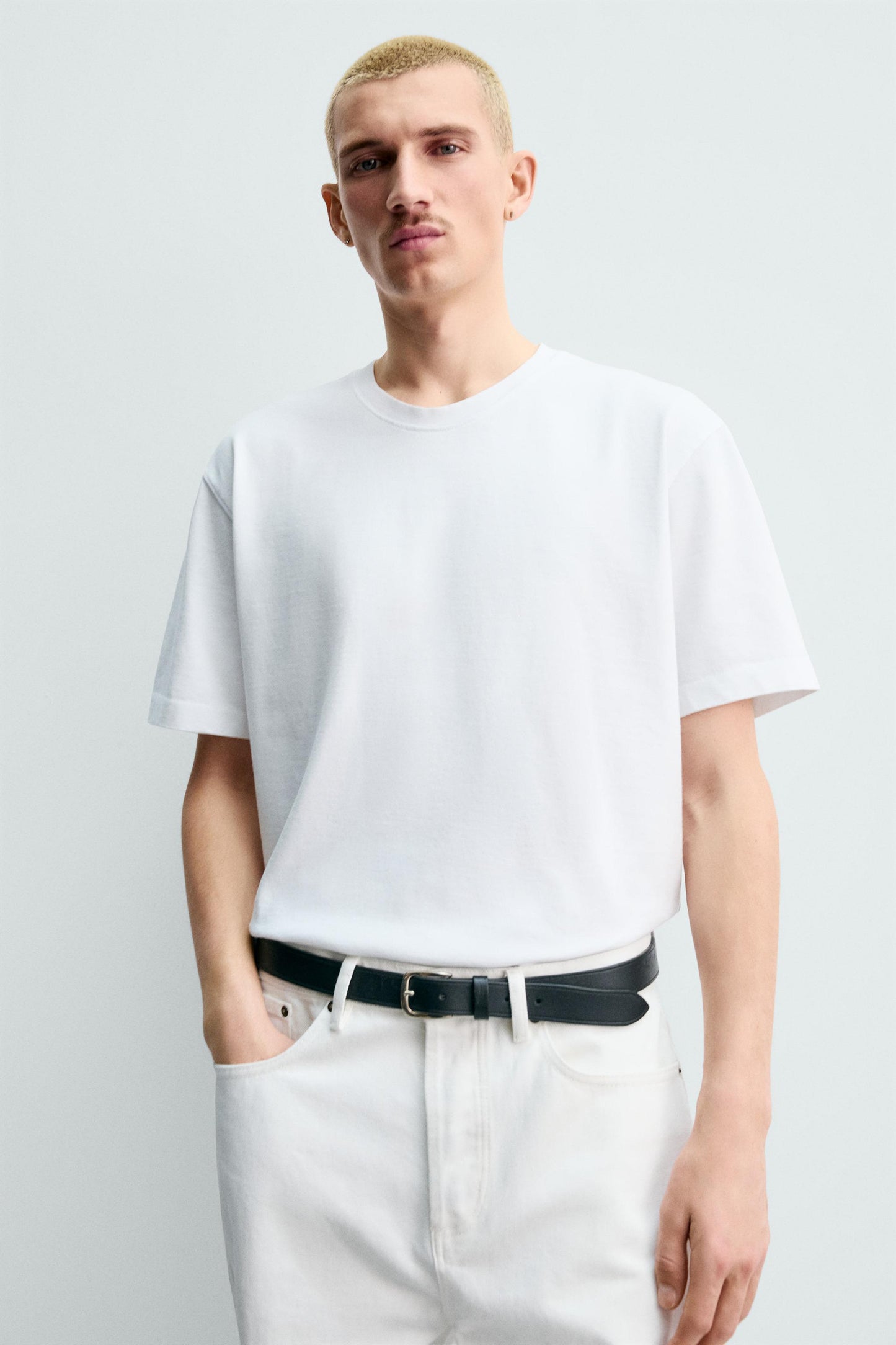 T-SHIRT HEAVYWEIGHT DE MANGA CURTA