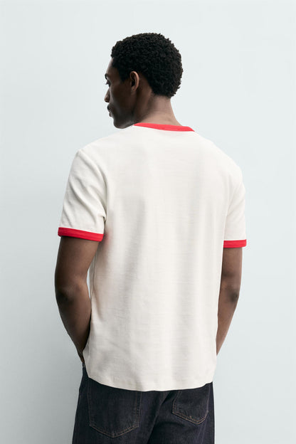 T-SHIRT BÁSICA RIB EM CONTRASTE