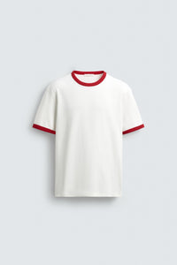 T-SHIRT BÁSICA RIB EM CONTRASTE