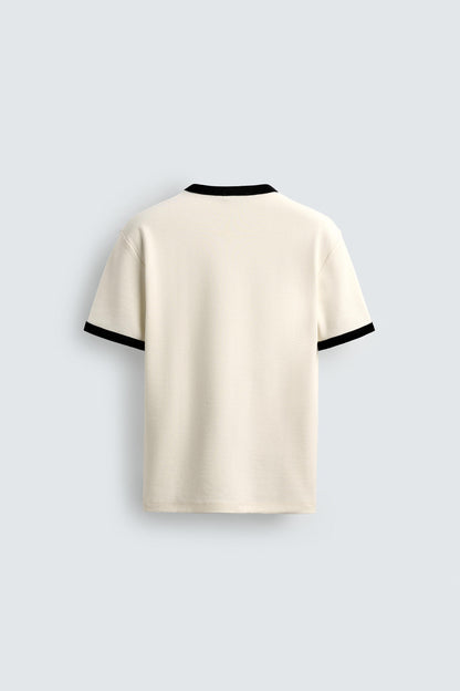 T-SHIRT BÁSICA RIB EM CONTRASTE