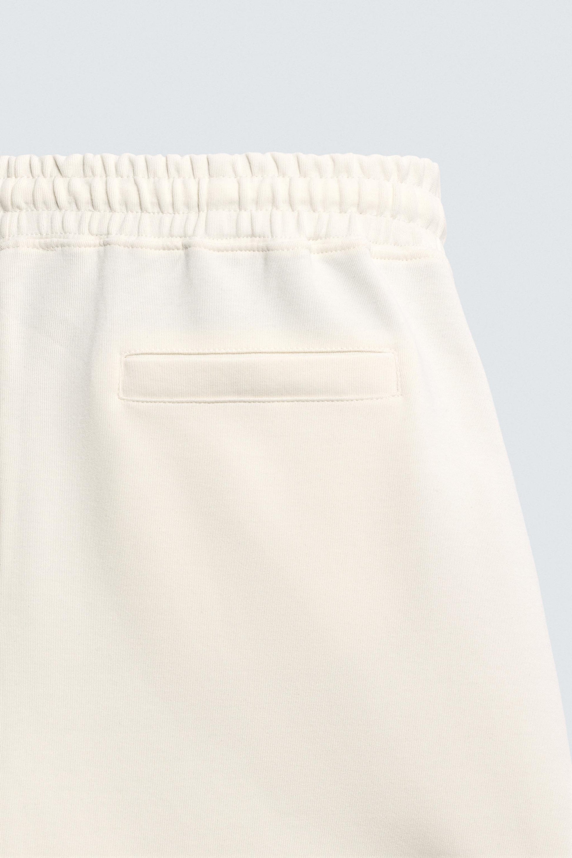 CALÇÕES BERMUDA JOGGER RELAX FIT INTERLOCK