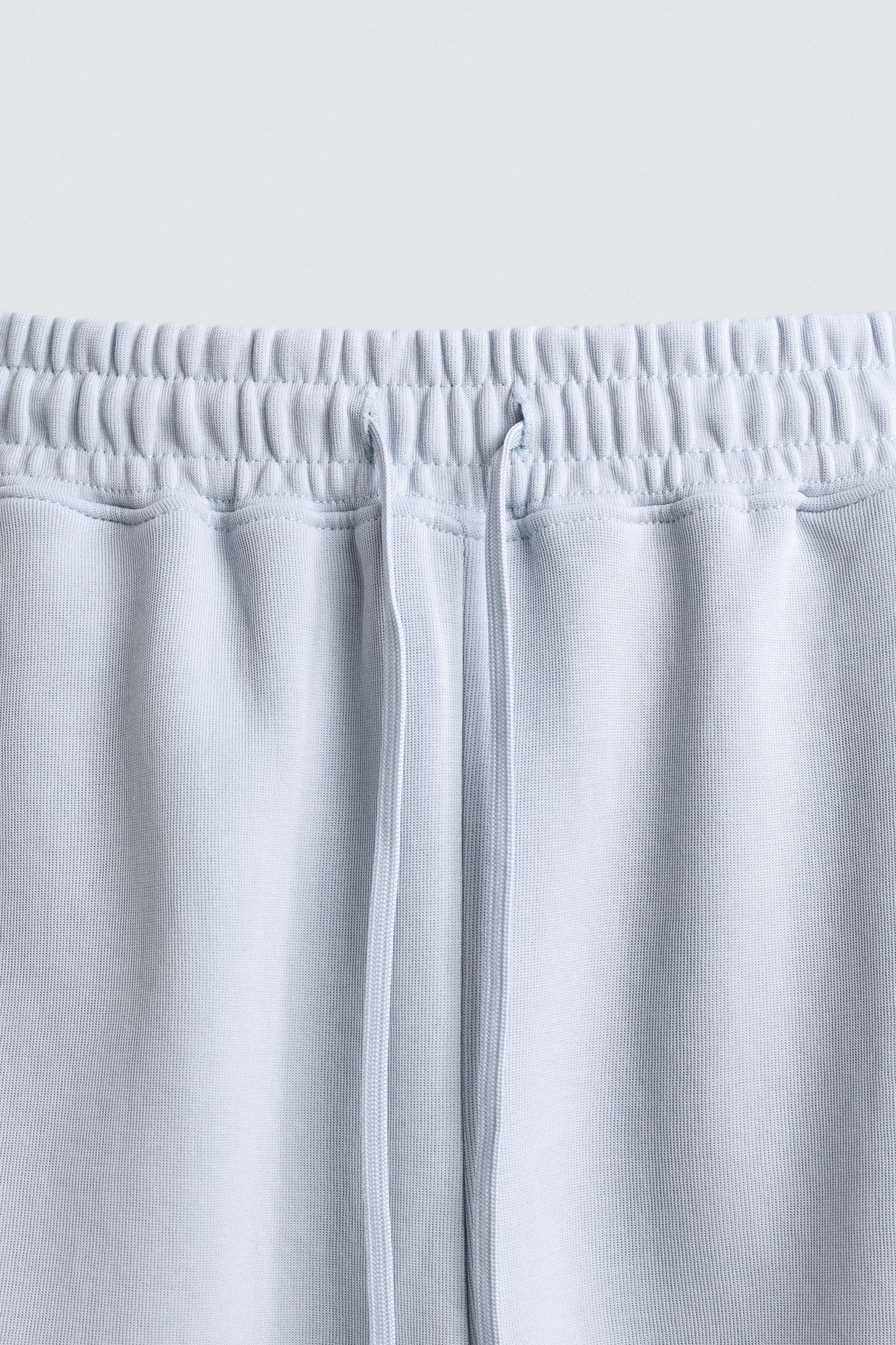 CALÇÕES BERMUDA JOGGER RELAX FIT INTERLOCK
