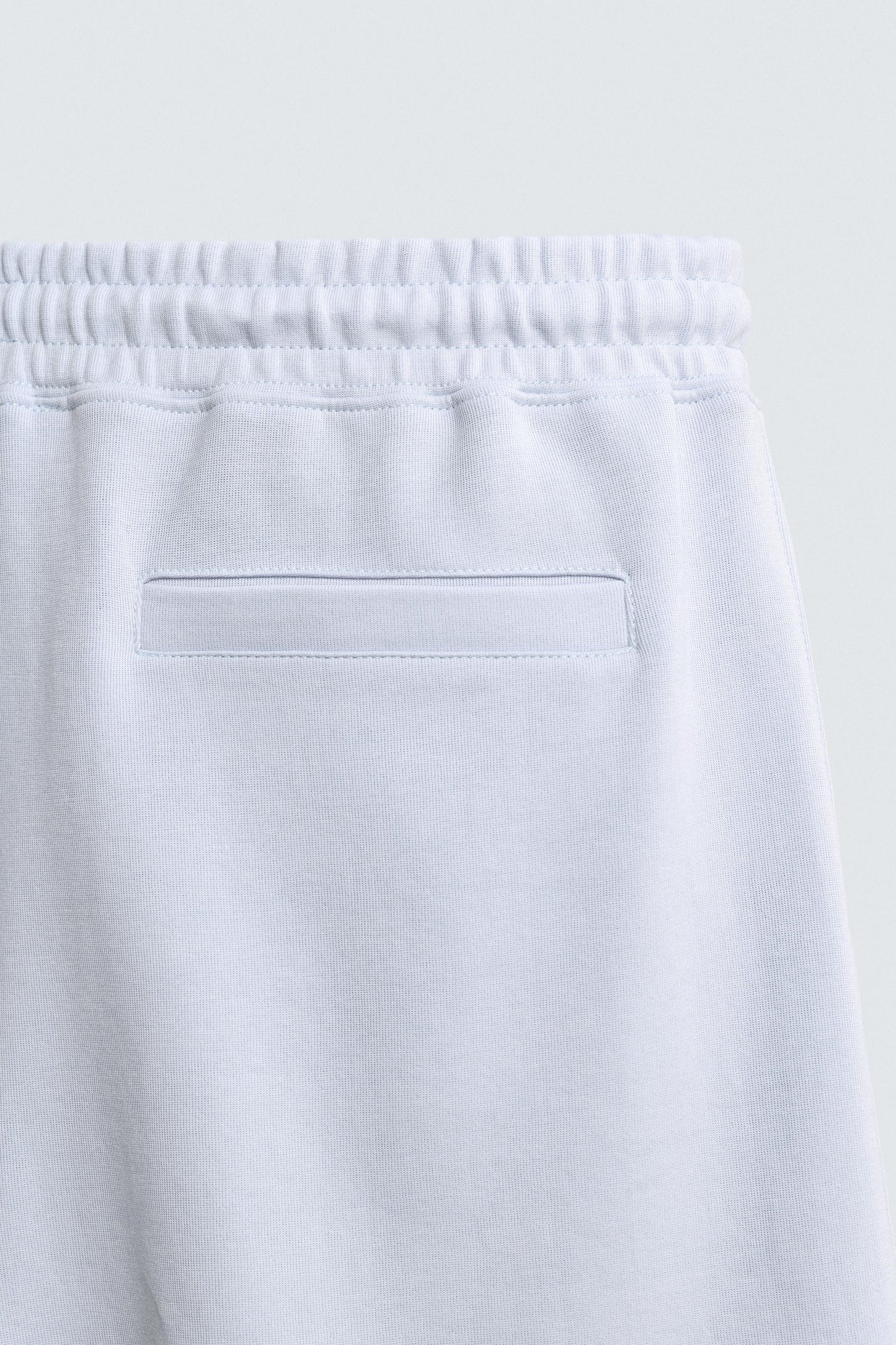 CALÇÕES BERMUDA JOGGER RELAX FIT INTERLOCK