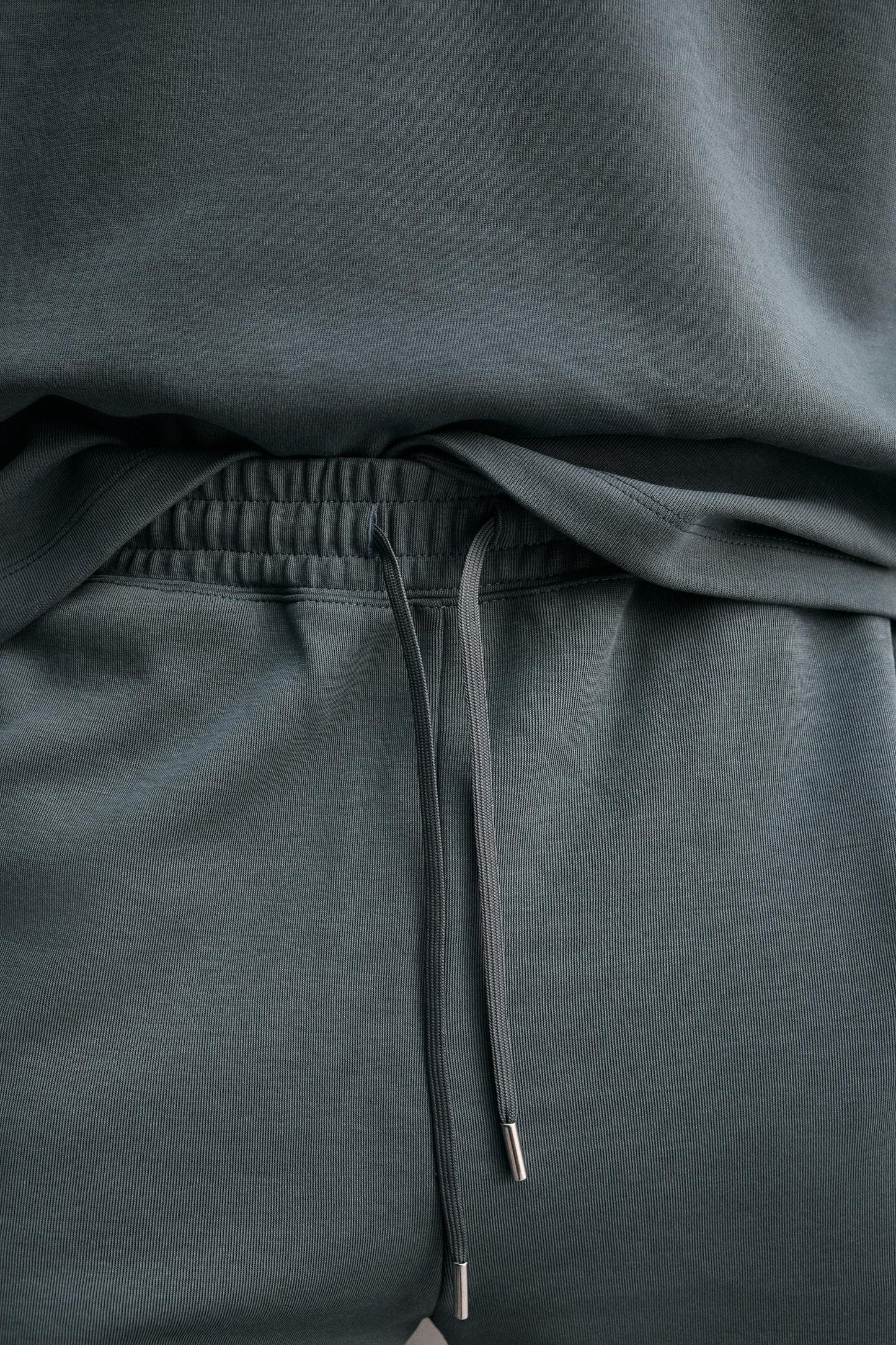 CALÇÕES BERMUDA JOGGER RELAX FIT INTERLOCK