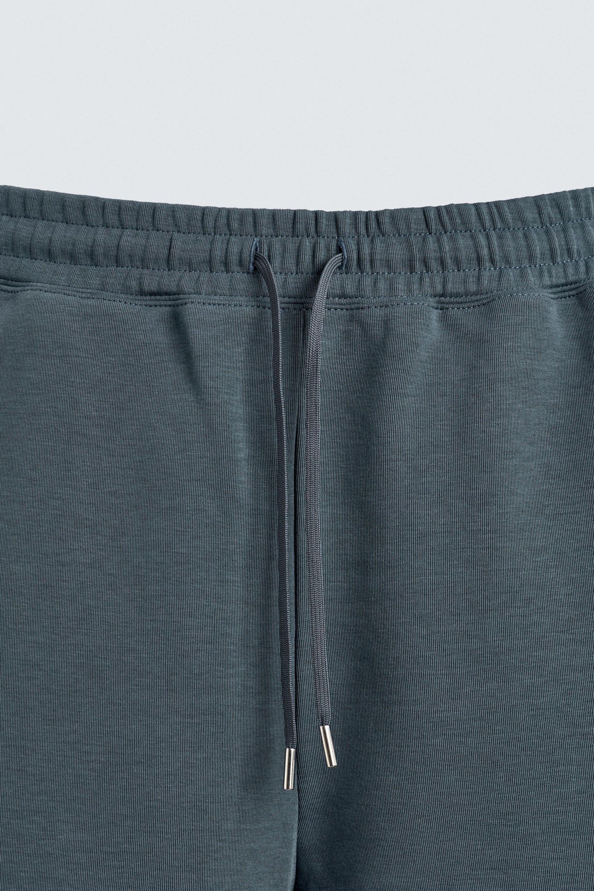 CALÇÕES BERMUDA JOGGER RELAX FIT INTERLOCK