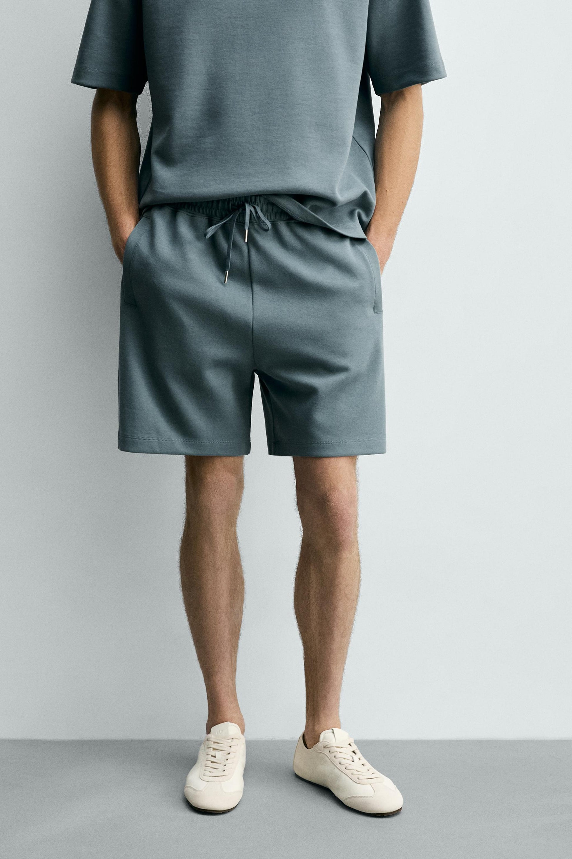 CALÇÕES BERMUDA JOGGER RELAX FIT INTERLOCK