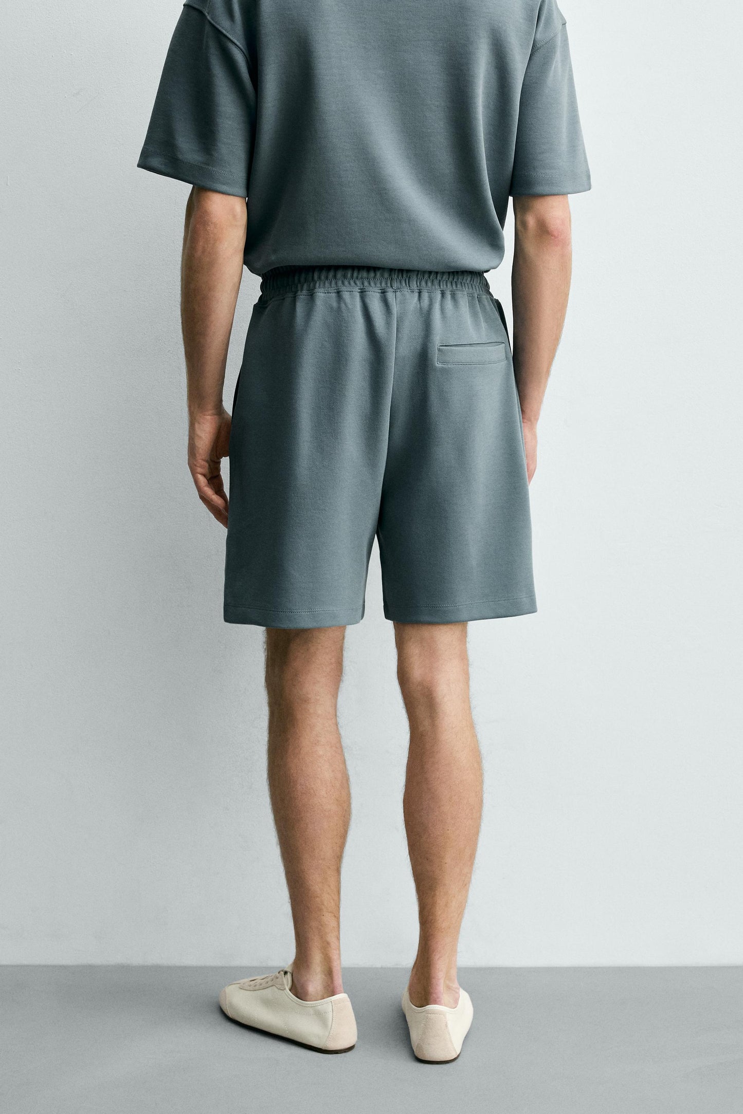 CALÇÕES BERMUDA JOGGER RELAX FIT INTERLOCK