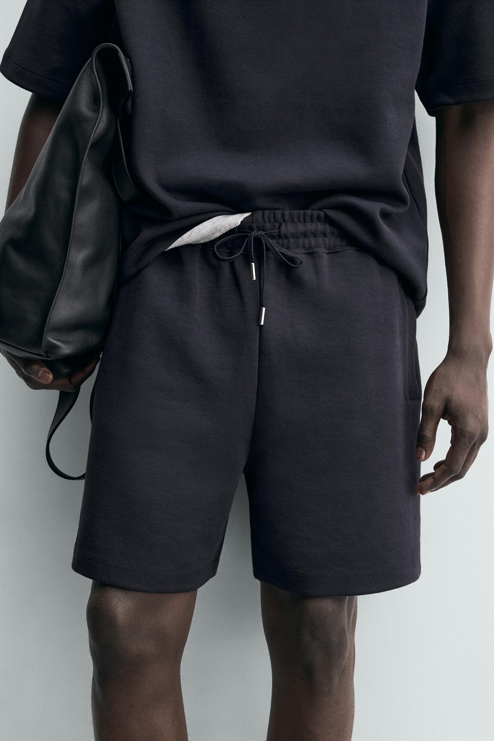 CALÇÕES BERMUDA JOGGER RELAX FIT INTERLOCK