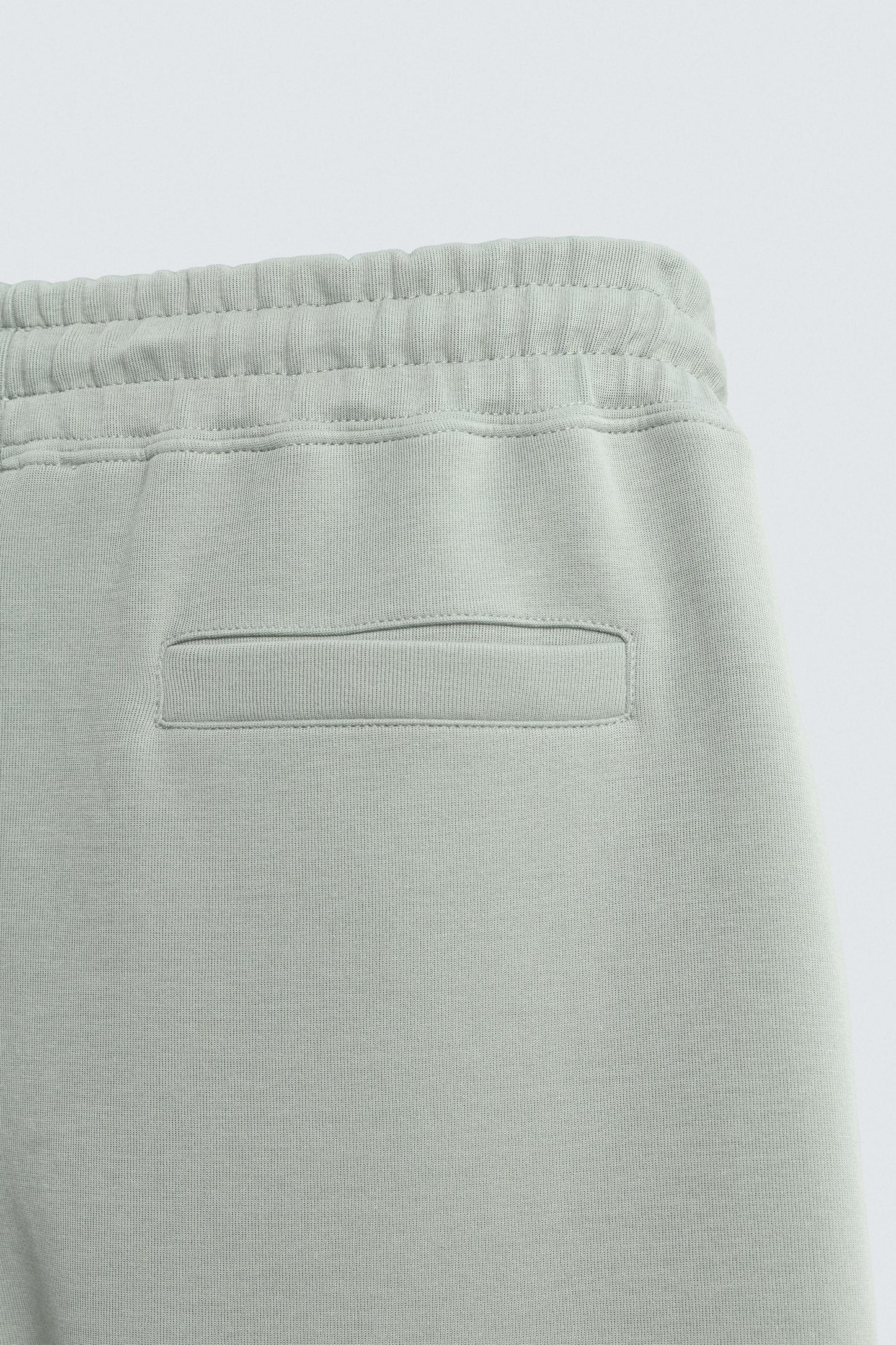 CALÇÕES BERMUDA JOGGER RELAX FIT INTERLOCK
