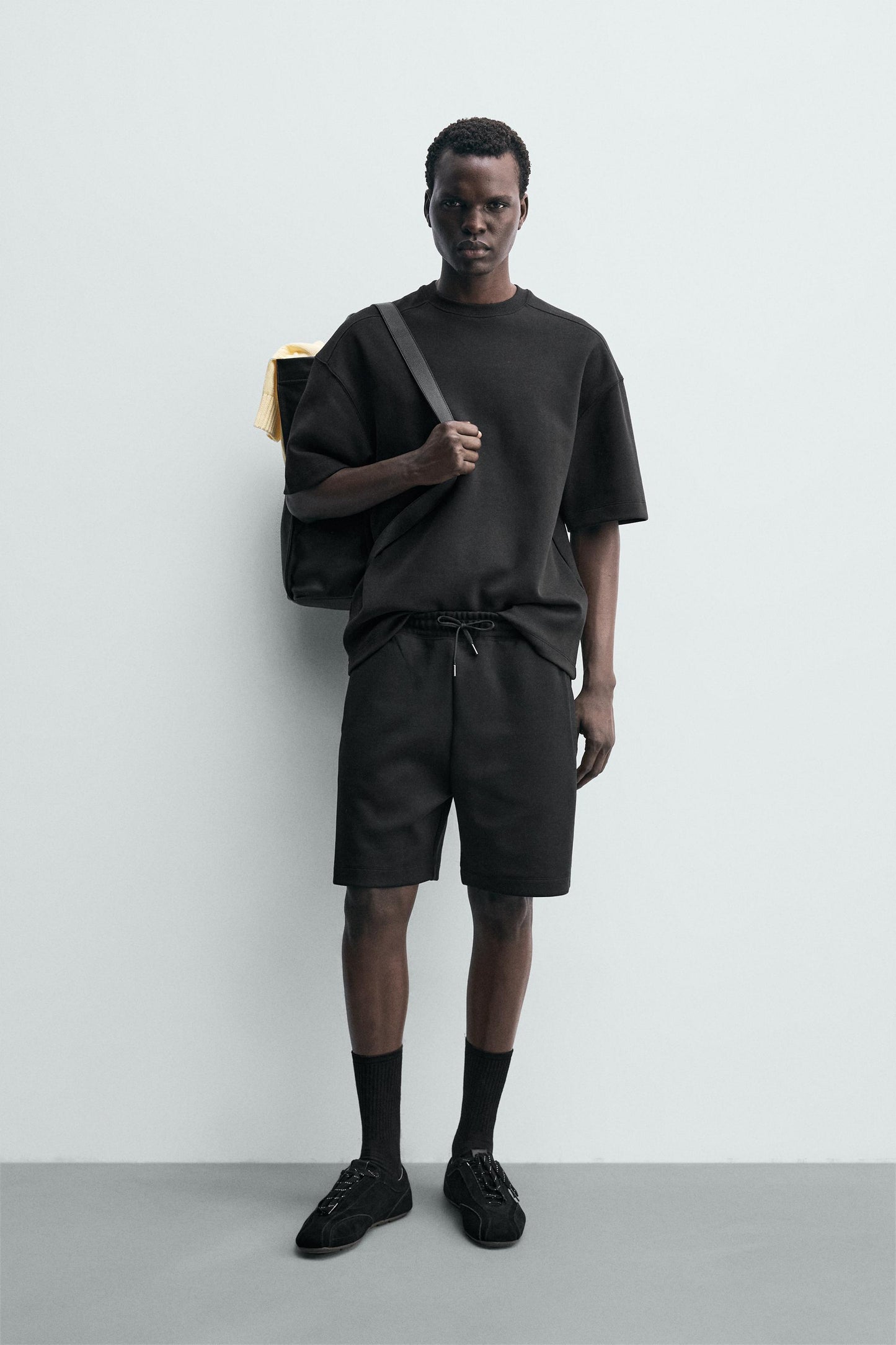 CALÇÕES BERMUDA JOGGER RELAX FIT INTERLOCK