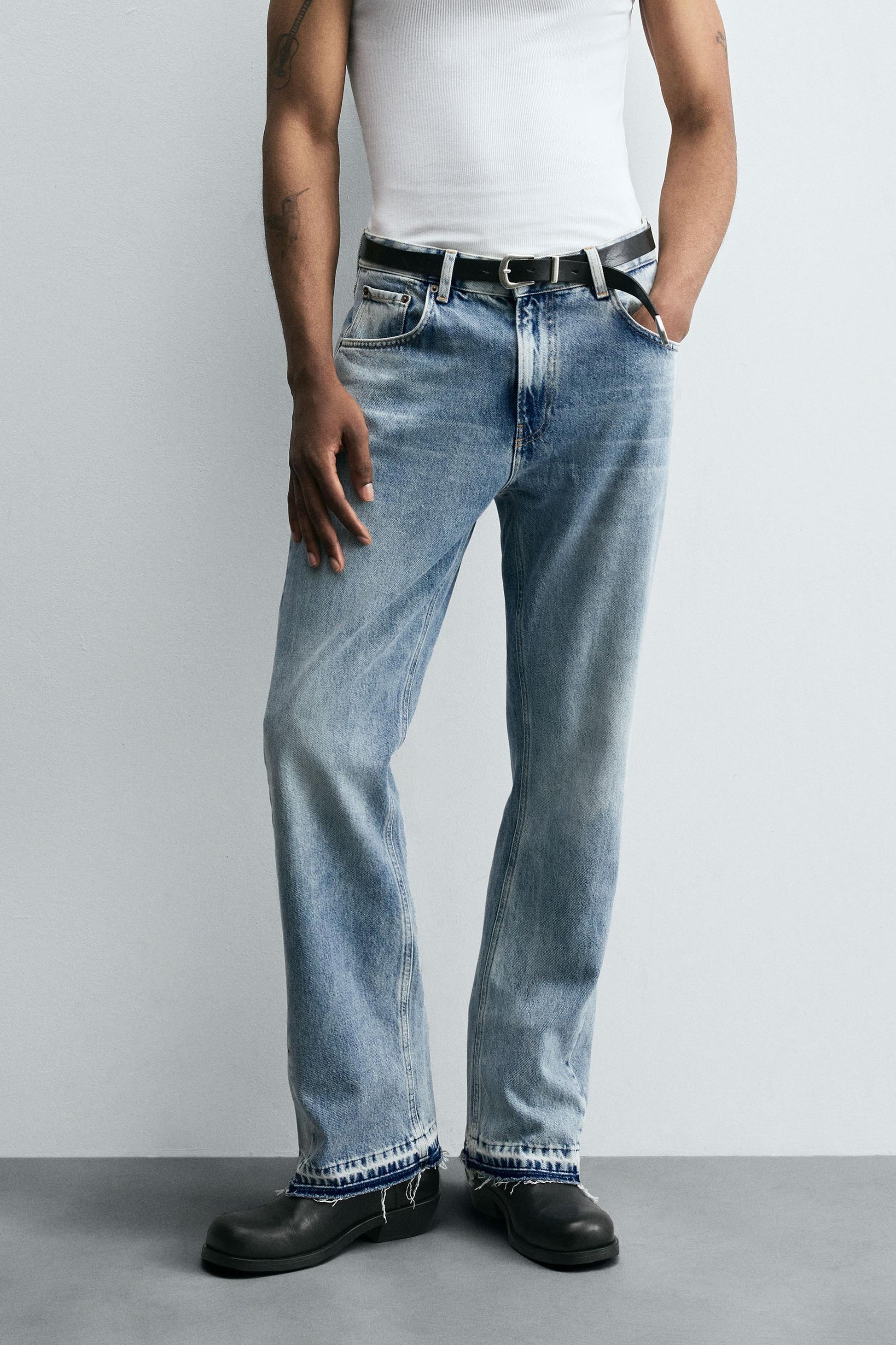 JEANS FLARE FIT