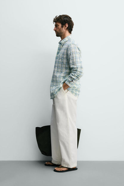 CAMISA REGULAR FIT AOS QUADRADOS COM EFEITO ENRUGADO