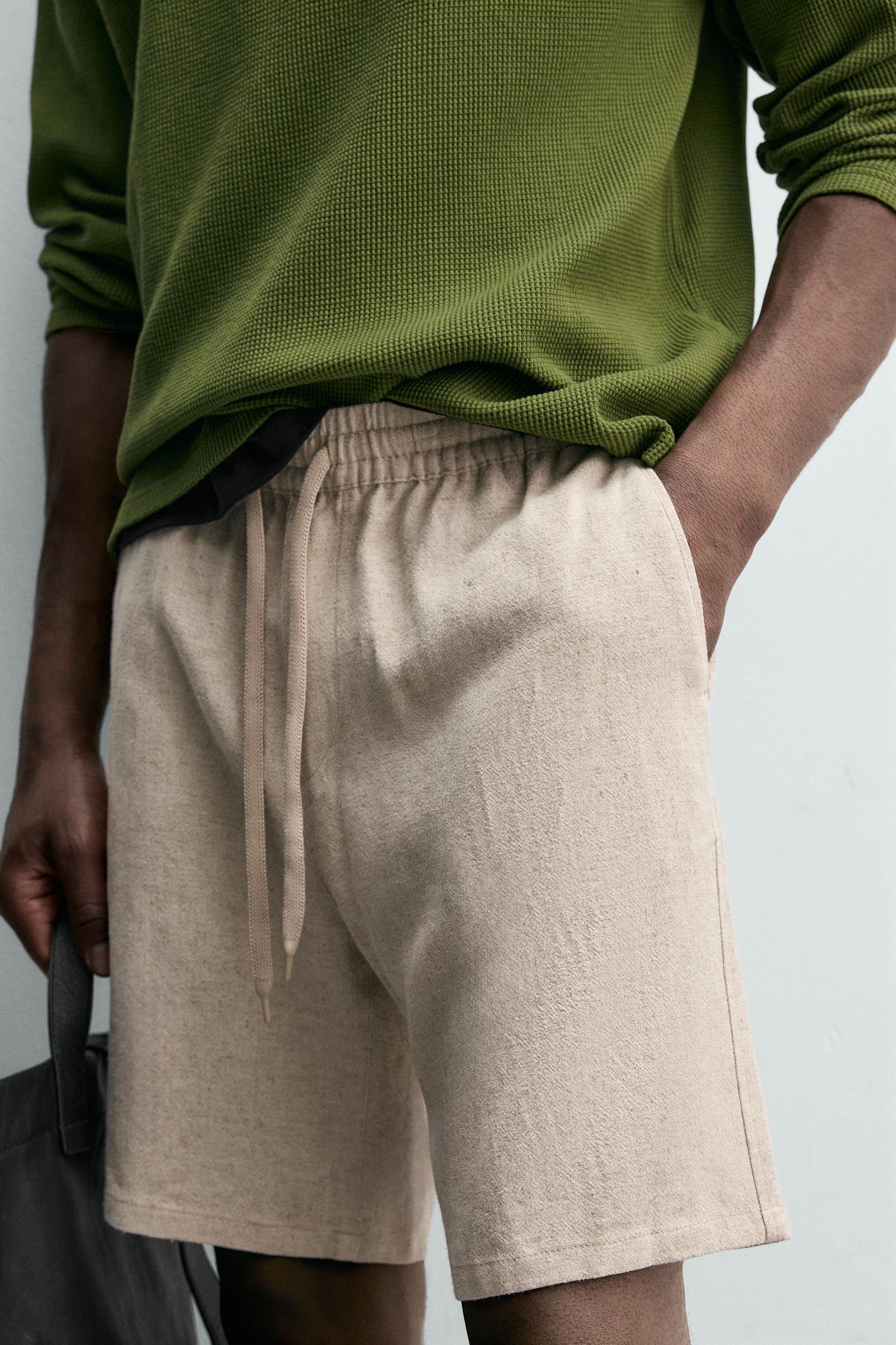 CALÇÕES BERMUDA RELAXED FIT VISCOSE-LINHO