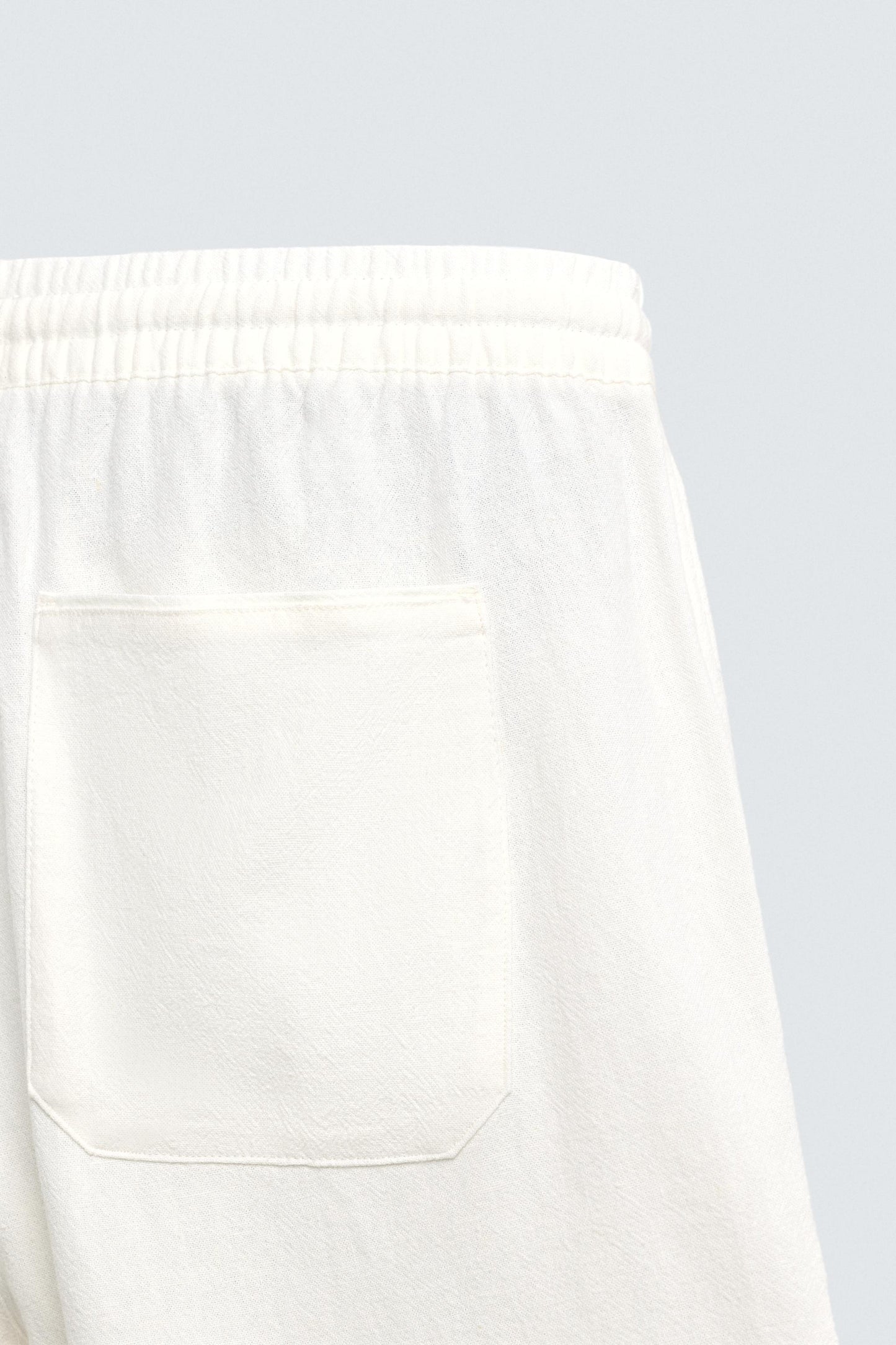 CALÇÕES BERMUDA RELAXED FIT VISCOSE-LINHO