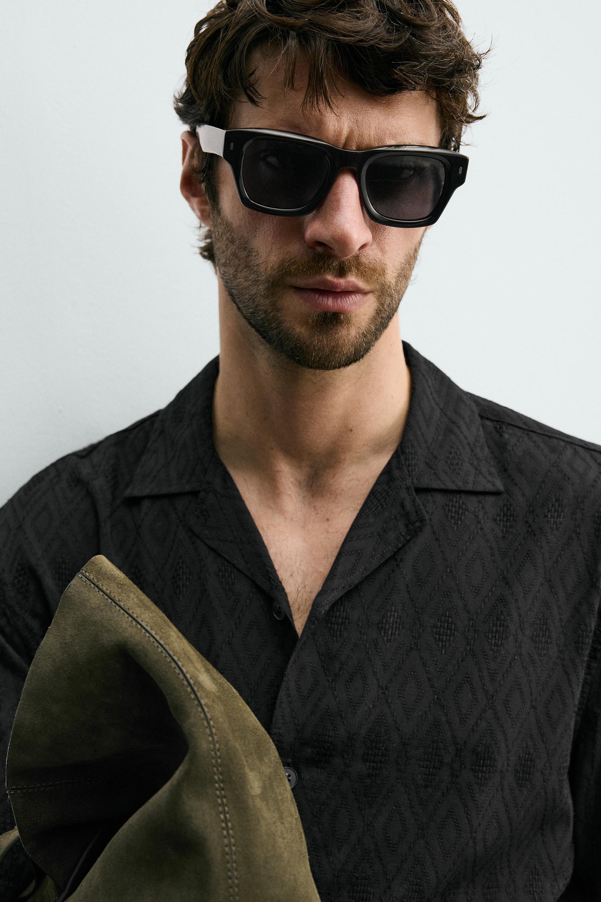 CAMISA RELAXED FIT JACQUARD GEOMÉTRICO