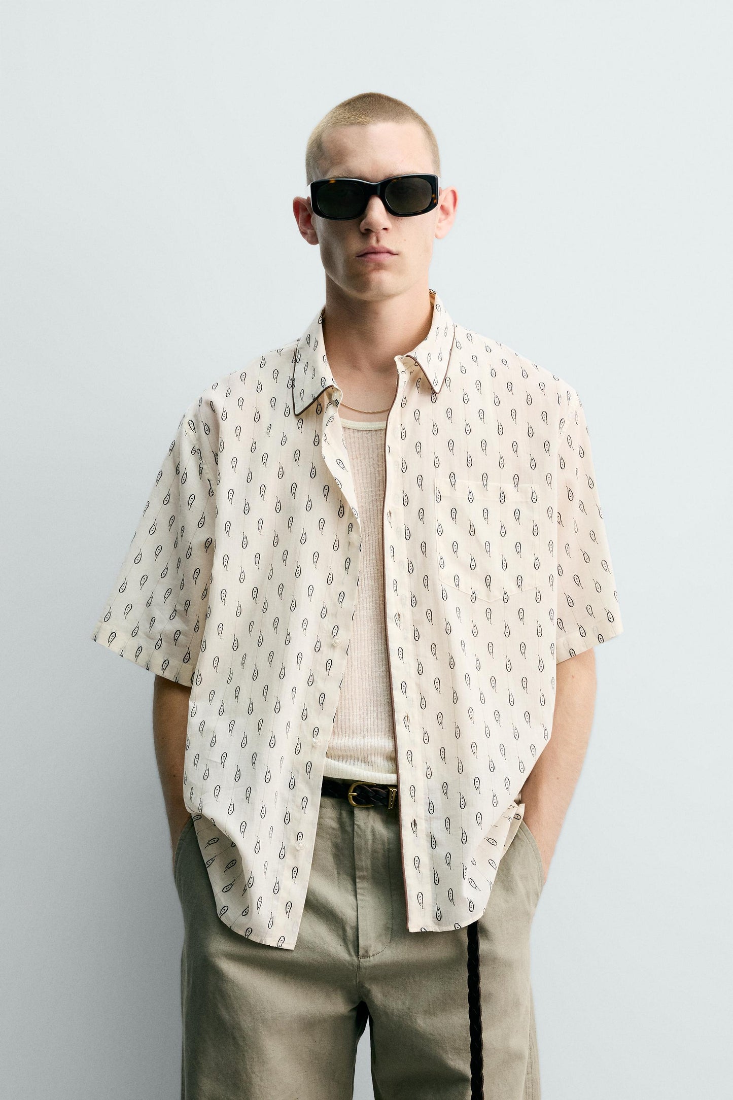 CAMISA RELAXED FIT PAISLEY CONTRASTE