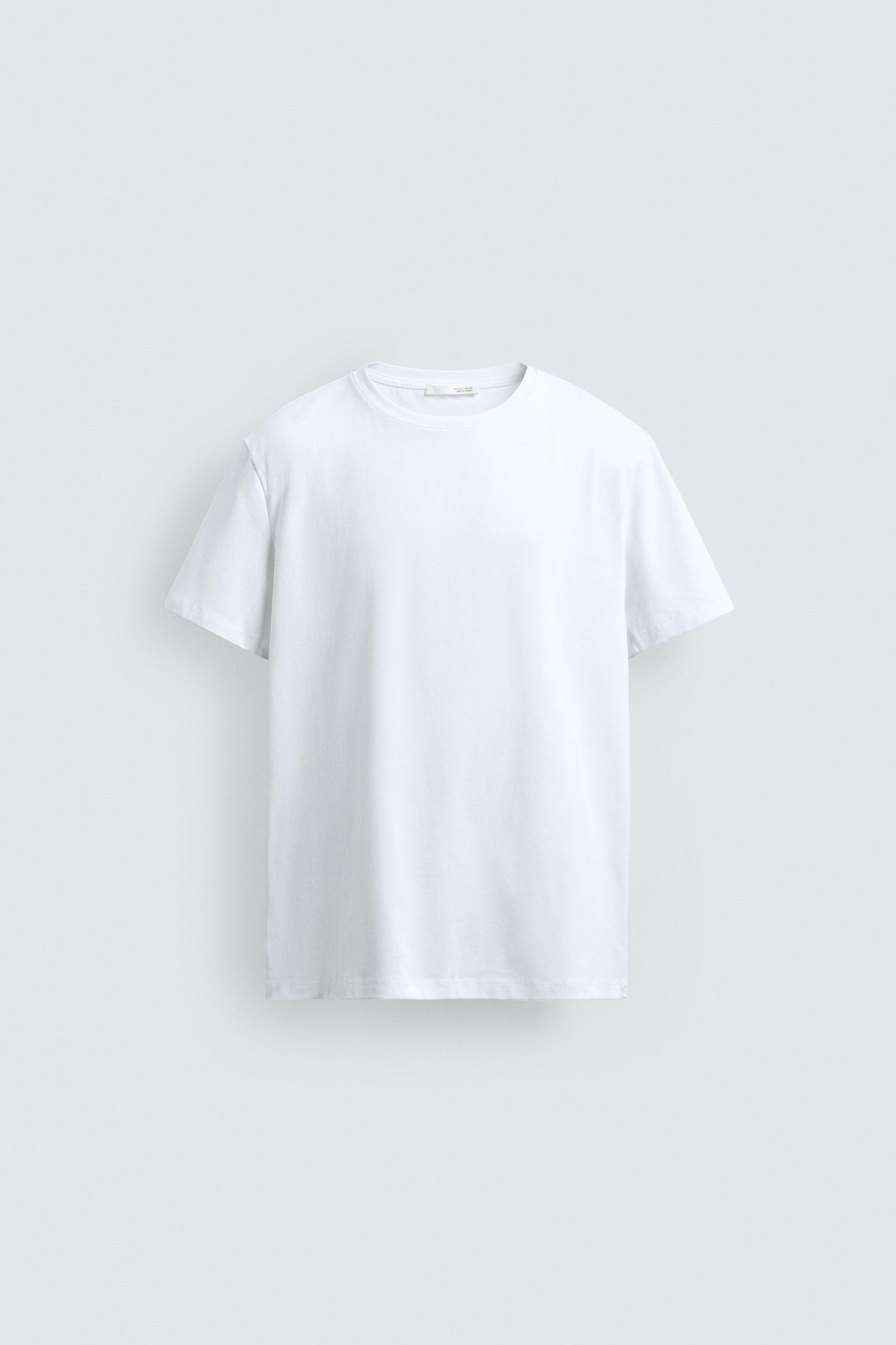 T-SHIRT SLIM FIT BÁSICA /01