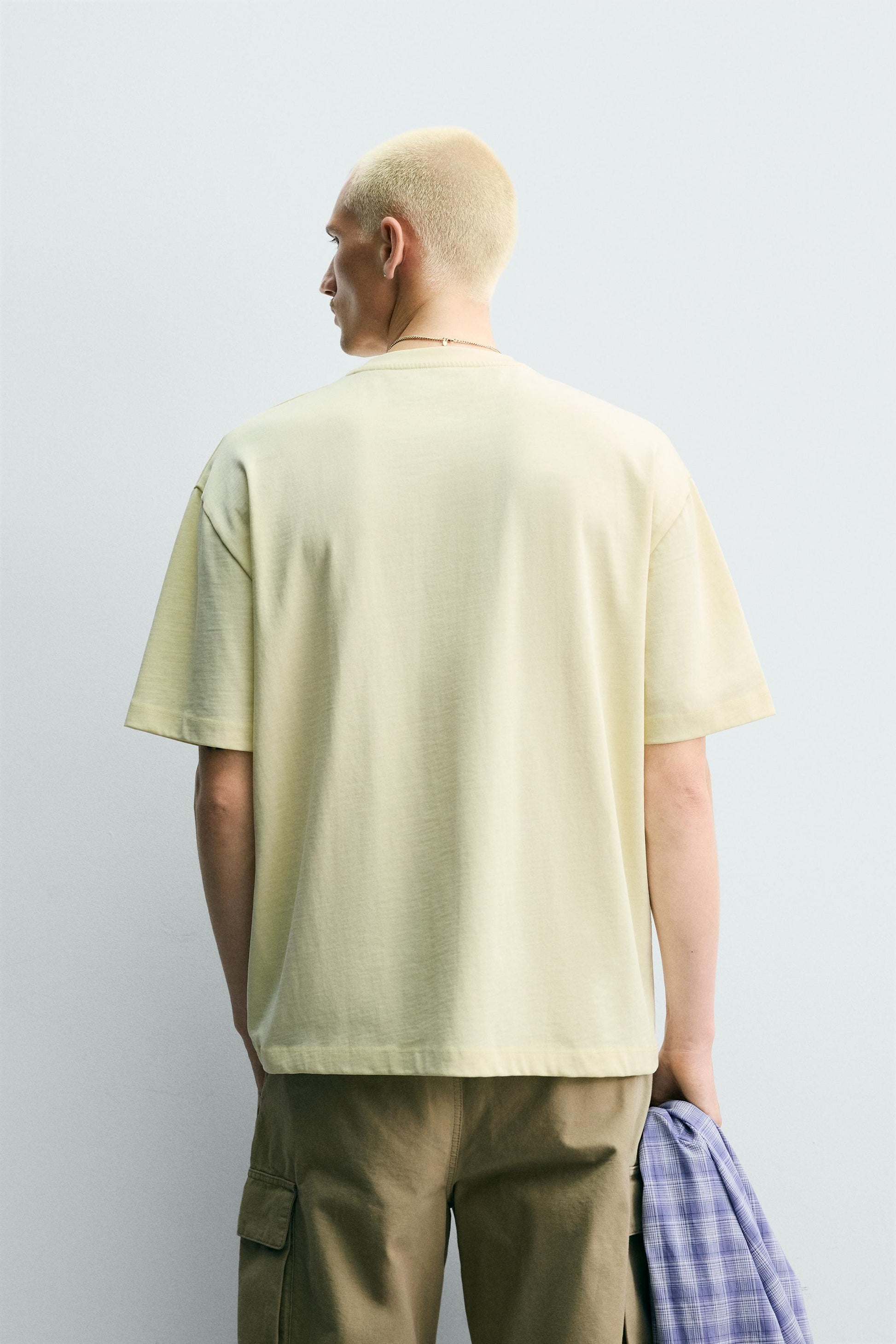 T-SHIRT HEAVYWEIGHT BÁSICA /03