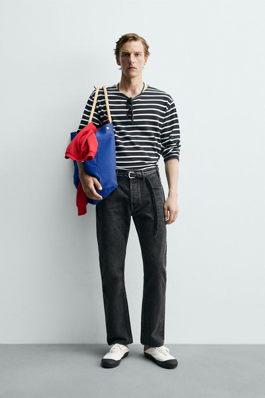 T-SHIRT JACQUARD ÀS RISCAS AARON LEVINE X ZARA