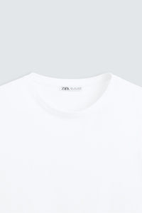 T-SHIRT SLIM FIT BÁSICA /01