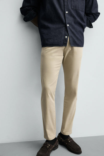CALÇAS CHINO SKINNY FIT