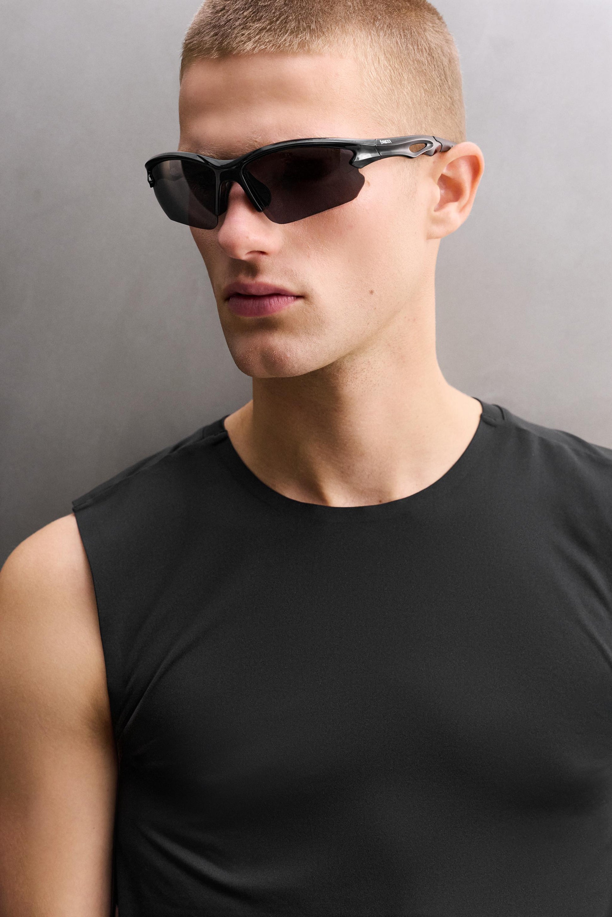 T-SHIRT TANK PRIMEIRA CAMADA