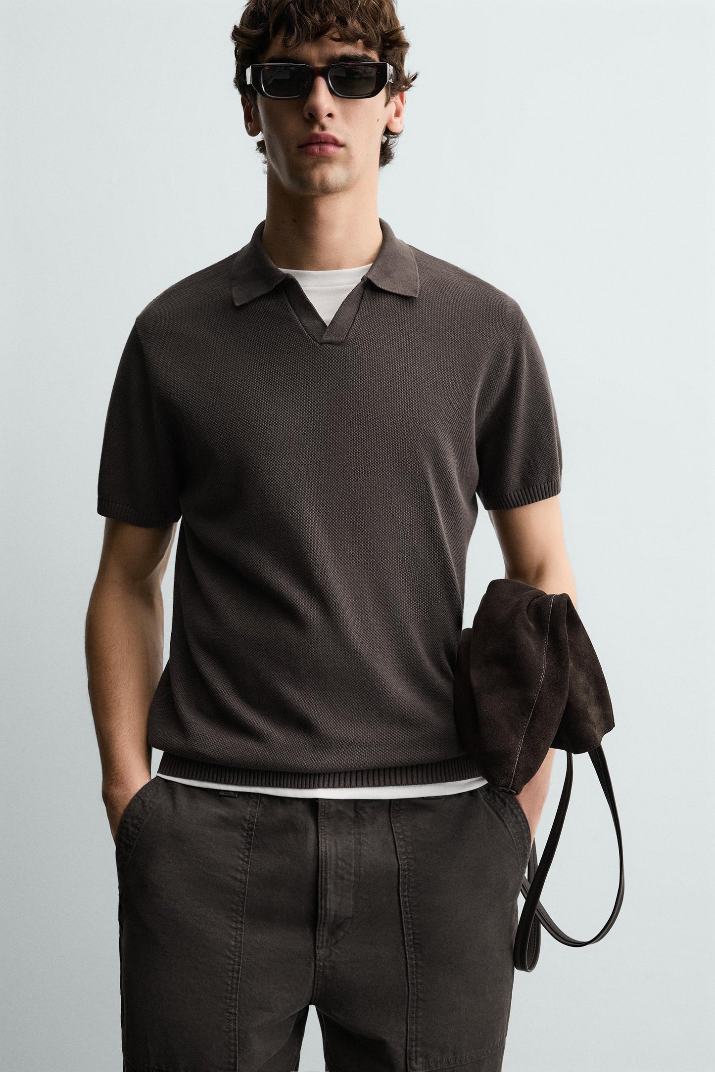 POLO EM MALHA ESTRUTURADA