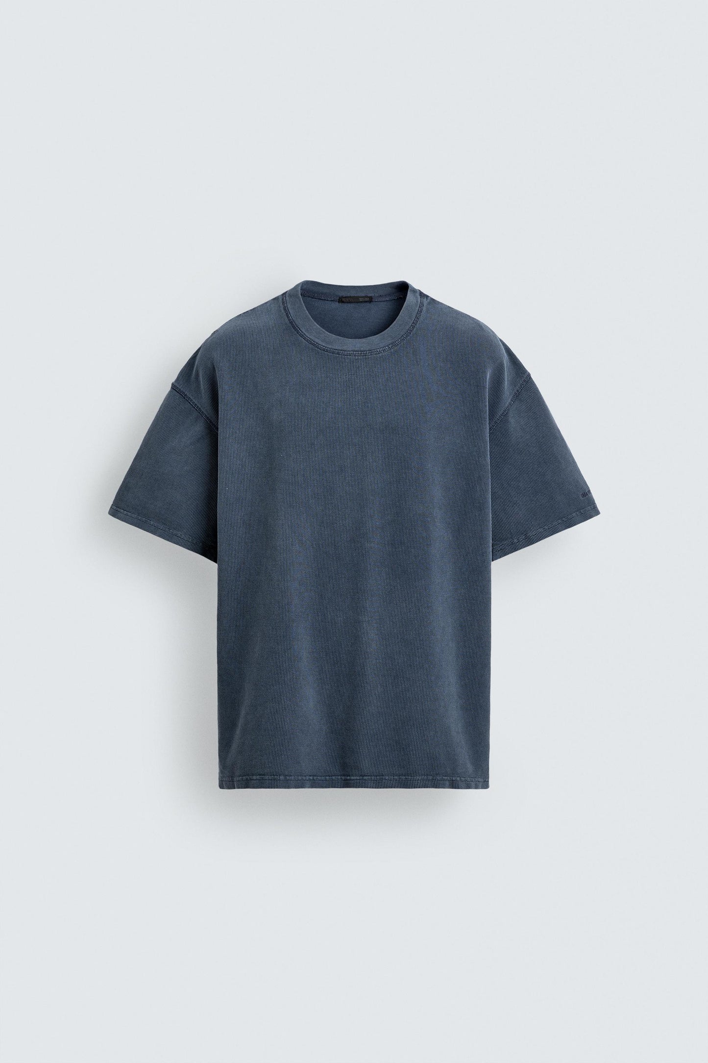 T-SHIRT LAVADA EFEITO DE WAFFLE