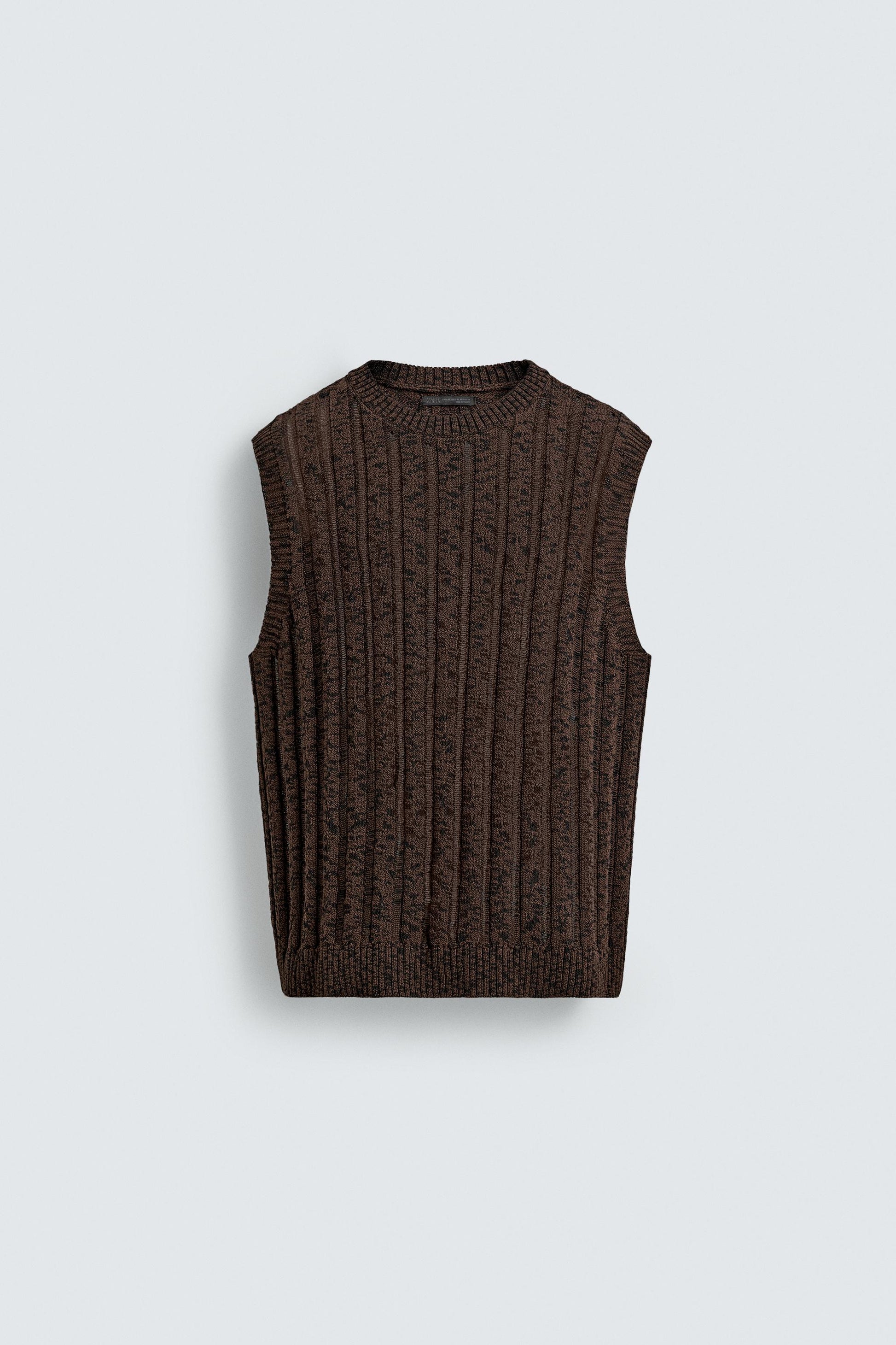 CAMISETA TANK MALHA ESTRUTURA RECORTES